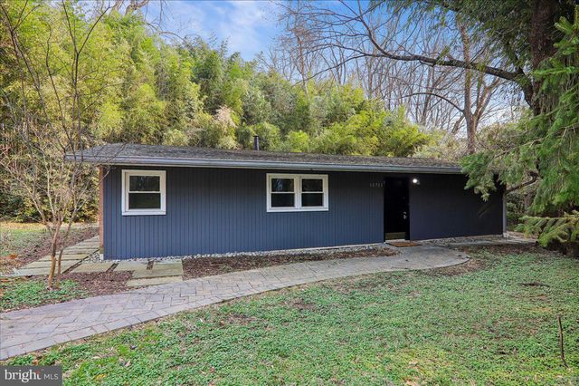 10701 SHELLEY CT, Garrett Park, MD 20896