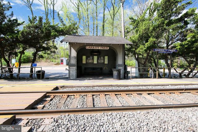 10701 SHELLEY CT, Garrett Park, MD 20896