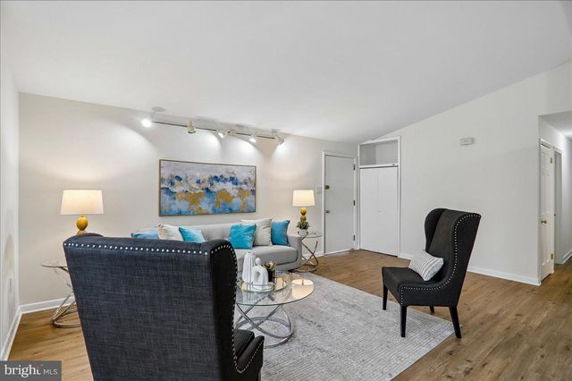 10701 SHELLEY CT, Garrett Park, MD 20896