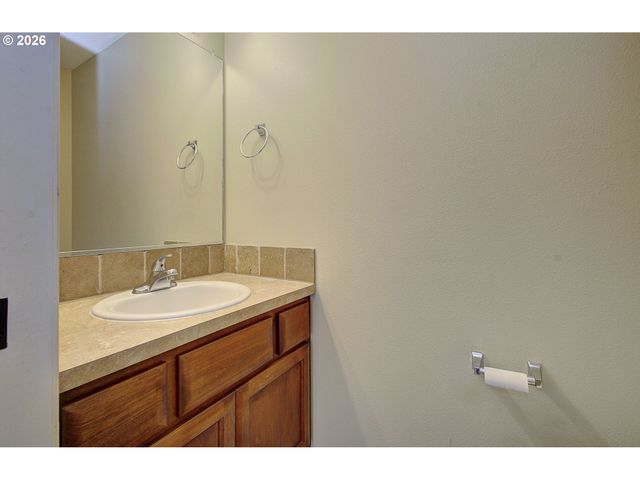 11002 Ne 112th Dr, Vancouver, WA 98662