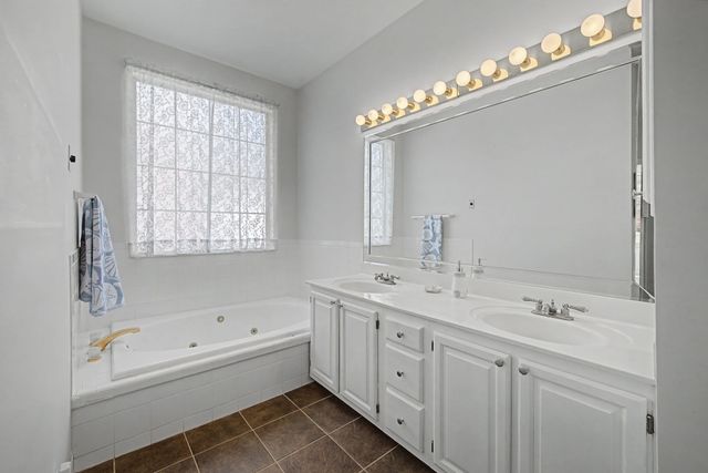 231 Green Harbor Rd Unit 8, Old Hickory, TN 37138