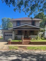 808 N 12 Street, Cambridge, OH 43725