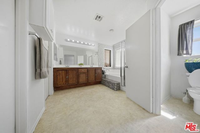 38302 Debonair Way, Palmdale, CA 93552