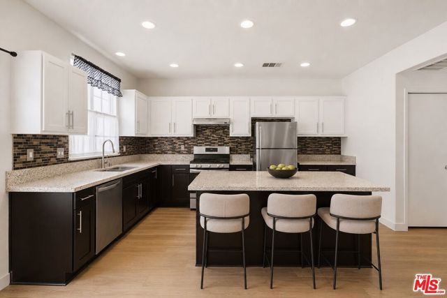 38302 Debonair Way, Palmdale, CA 93552