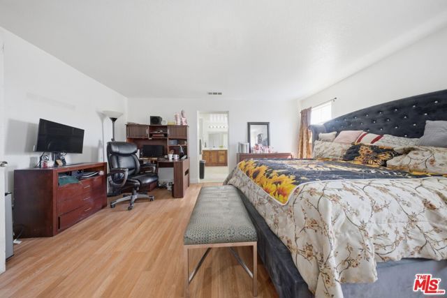 38302 Debonair Way, Palmdale, CA 93552