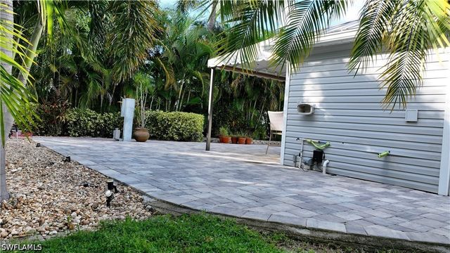 5846 Burrwood CT, Fort Myers, FL 33905
