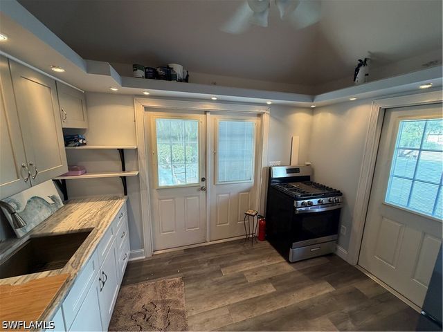 5846 Burrwood CT, Fort Myers, FL 33905