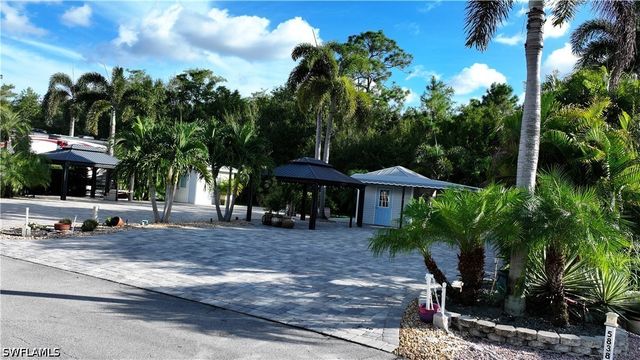 5846 Burrwood CT, Fort Myers, FL 33905