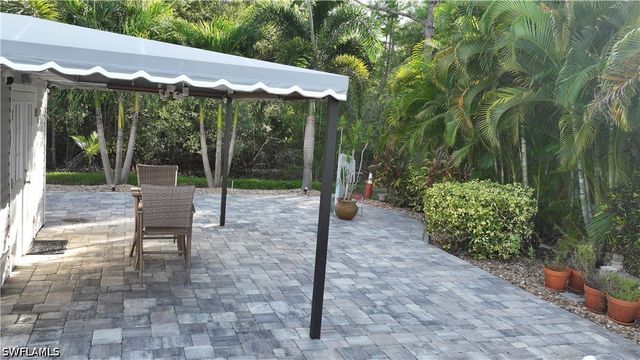 5846 Burrwood CT, Fort Myers, FL 33905