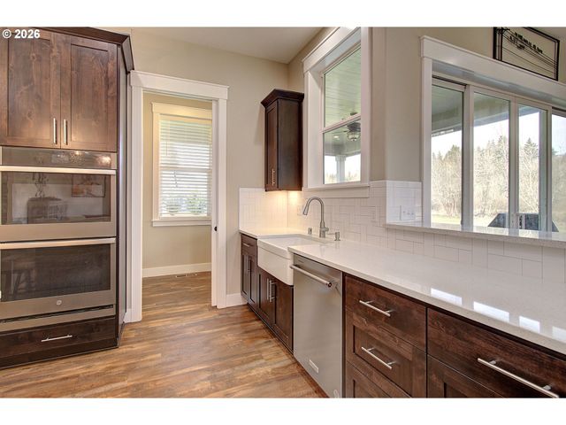 26680 Se 5TH St, Camas, WA 98607