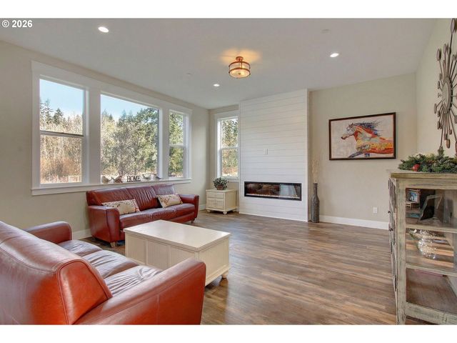 26680 Se 5TH St, Camas, WA 98607