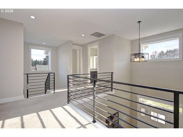 26680 Se 5TH St, Camas, WA 98607