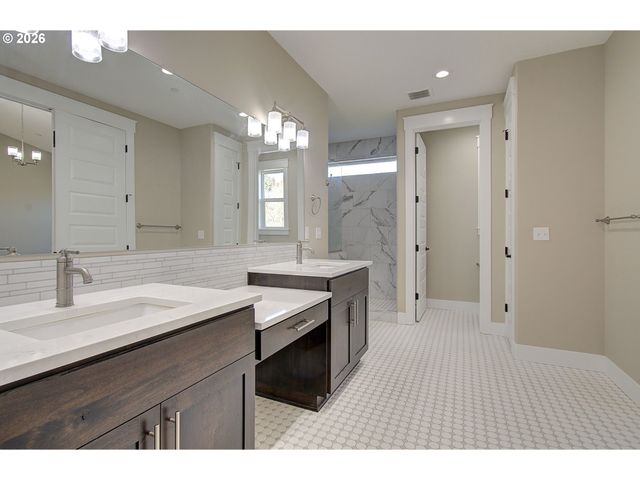 26680 Se 5TH St, Camas, WA 98607