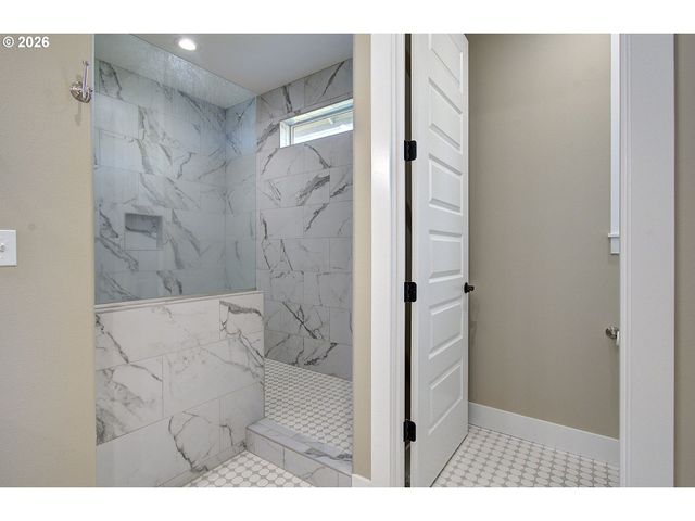 26680 Se 5TH St, Camas, WA 98607