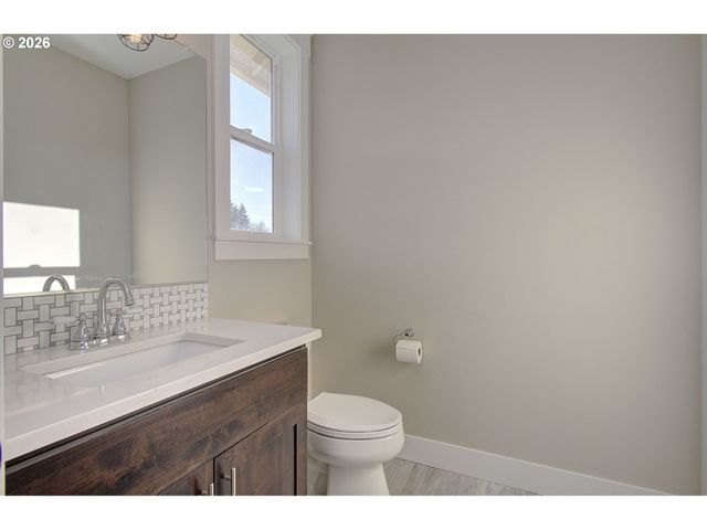 26680 Se 5TH St, Camas, WA 98607