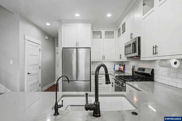 412 Eagle Feather St NW, Salem, OR 97304