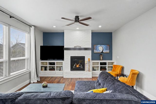 412 Eagle Feather St NW, Salem, OR 97304