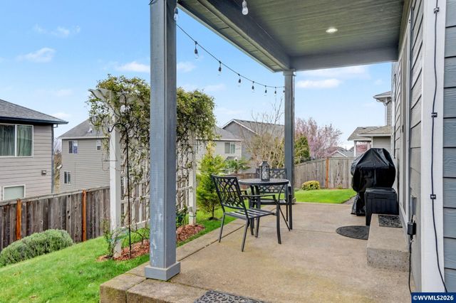 412 Eagle Feather St NW, Salem, OR 97304