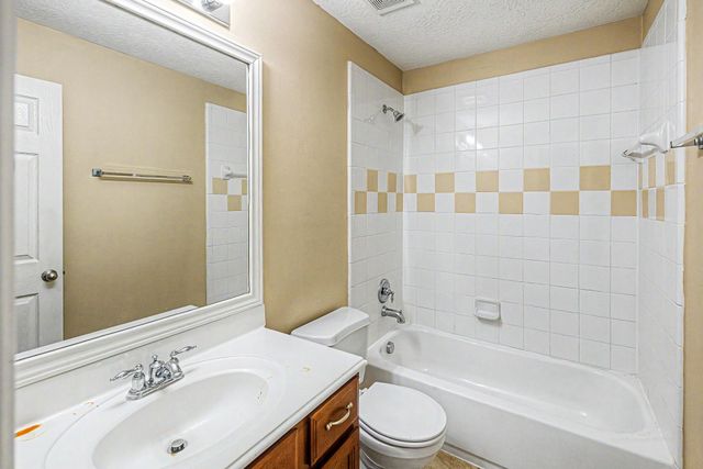 7527 Trail Hollow, Missouri City, TX 77459