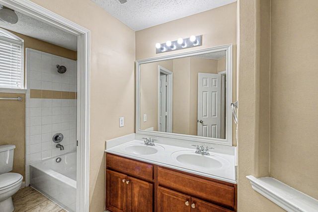7527 Trail Hollow, Missouri City, TX 77459