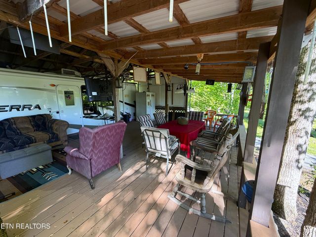 605 Lily Way, Cosby, TN 37722
