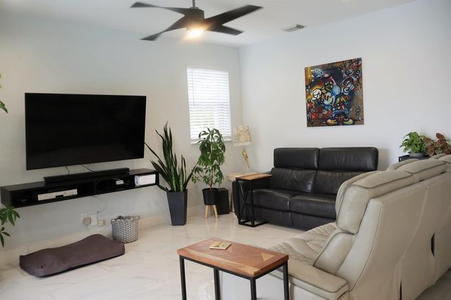 855 SW 174th Terrace, Pembroke Pines, FL 33029