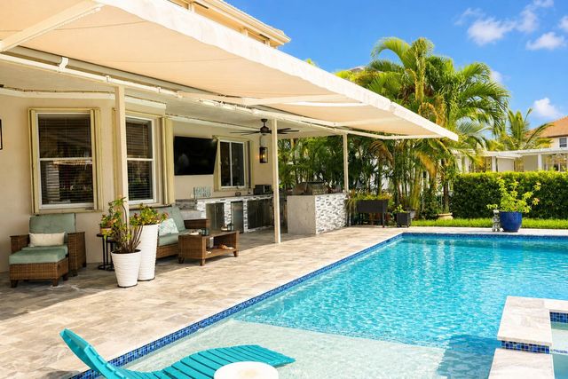 855 SW 174th Terrace, Pembroke Pines, FL 33029