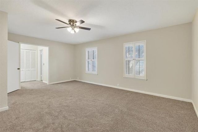 145 Lake Shore Dr, Corpus Christi, TX 78413