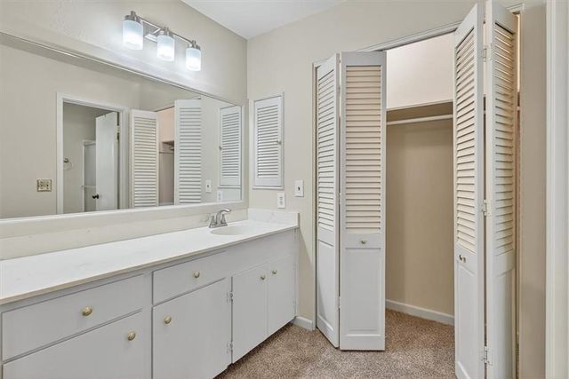 145 Lake Shore Dr, Corpus Christi, TX 78413