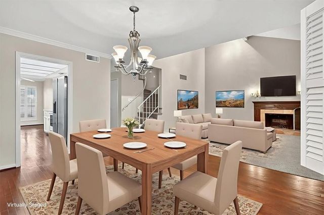 145 Lake Shore Dr, Corpus Christi, TX 78413