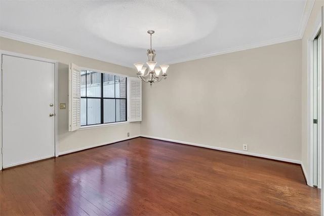 145 Lake Shore Dr, Corpus Christi, TX 78413