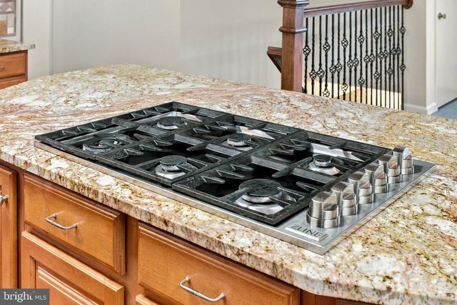 9710 DAMASCUS DR, Manassas, VA 20109