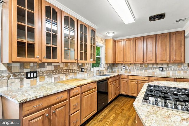 9710 DAMASCUS DR, Manassas, VA 20109