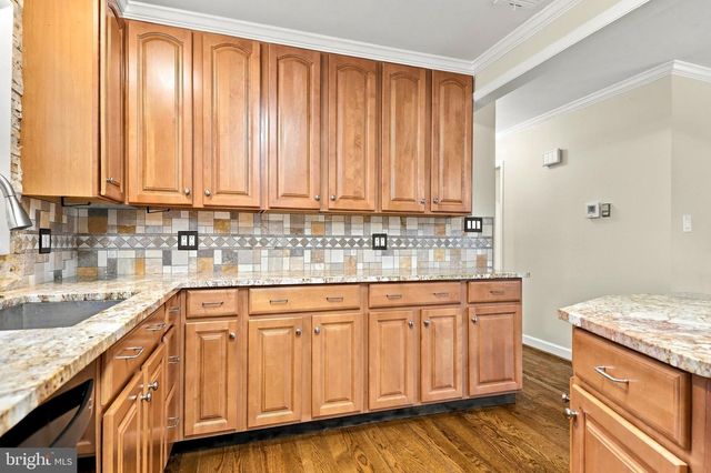 9710 DAMASCUS DR, Manassas, VA 20109