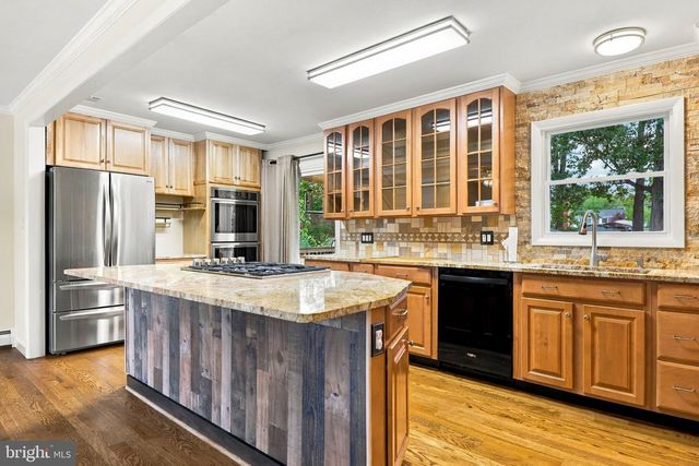 9710 DAMASCUS DR, Manassas, VA 20109