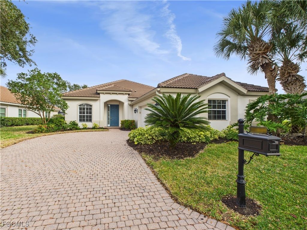 21809 Masters CIR, Estero, FL 33928