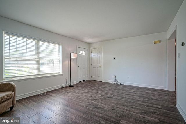 609 10TH ST, National Park, NJ 08063