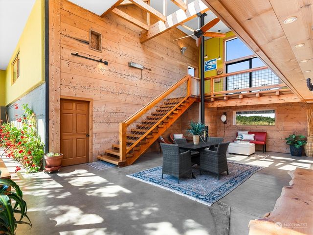 1930 49th Street, Port Townsend, WA 98368