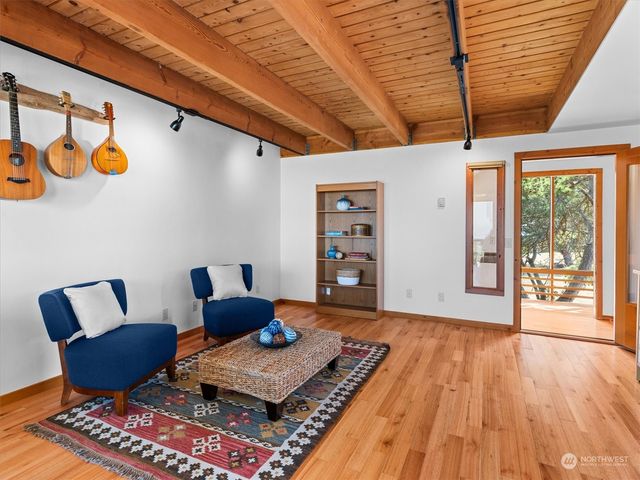 1930 49th Street, Port Townsend, WA 98368