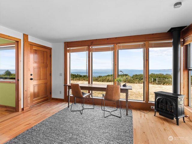 1930 49th Street, Port Townsend, WA 98368