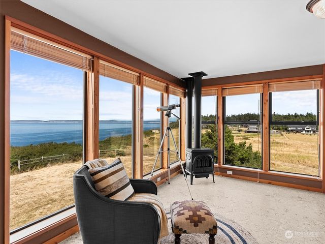1930 49th Street, Port Townsend, WA 98368