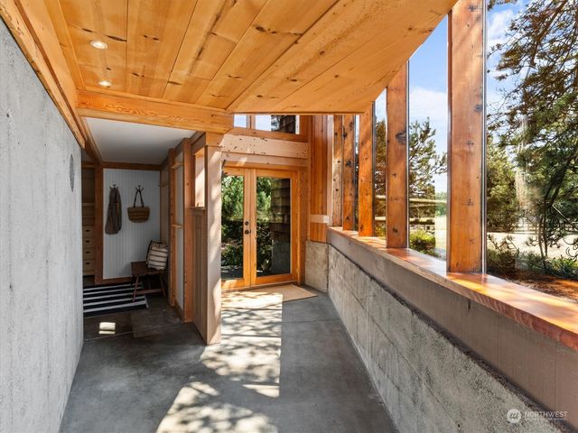 1930 49th Street, Port Townsend, WA 98368