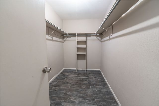 910 Red Start Cir, Corpus Christi, TX 78418