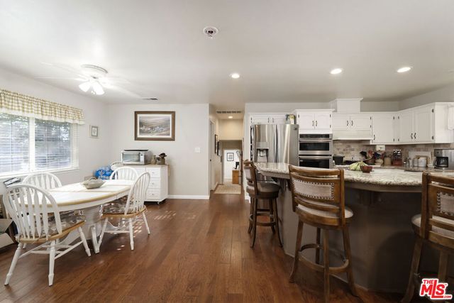 7200 Clifftop Way, Bakersfield, CA 93306