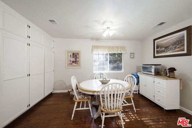 7200 Clifftop Way, Bakersfield, CA 93306