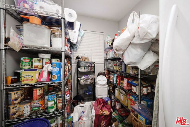 7200 Clifftop Way, Bakersfield, CA 93306