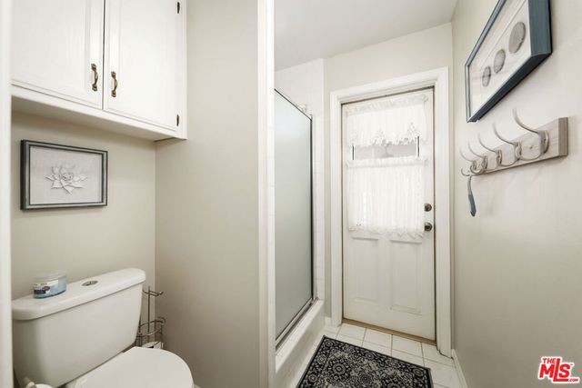 7200 Clifftop Way, Bakersfield, CA 93306