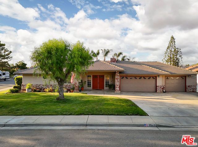 7200 Clifftop Way, Bakersfield, CA 93306