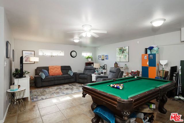 7200 Clifftop Way, Bakersfield, CA 93306