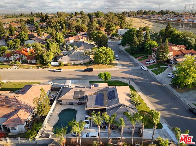 7200 Clifftop Way, Bakersfield, CA 93306